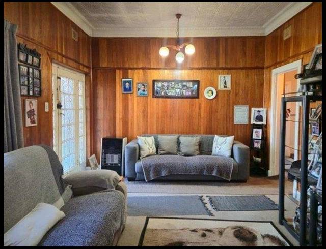 3 BEDROOM HOUSE FOR SALE IN PRIMROSE HILL